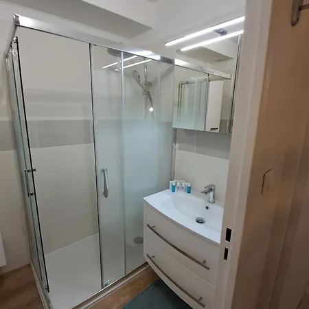 Bernard Apartment