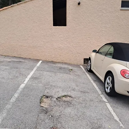 Bernard Appartement Saint-Cyr-sur-Mer